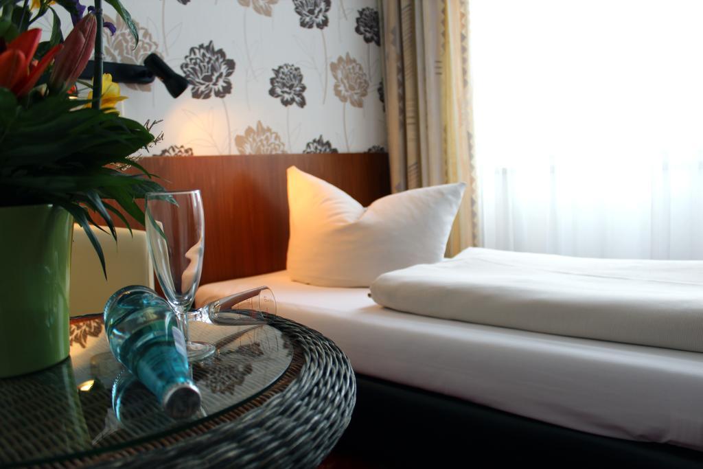 Hotel Berlin Leipzig Luaran gambar